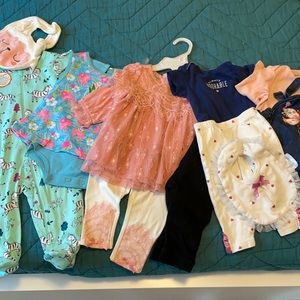 NWT 6-9 mth bundle | footie, onesie, matching set